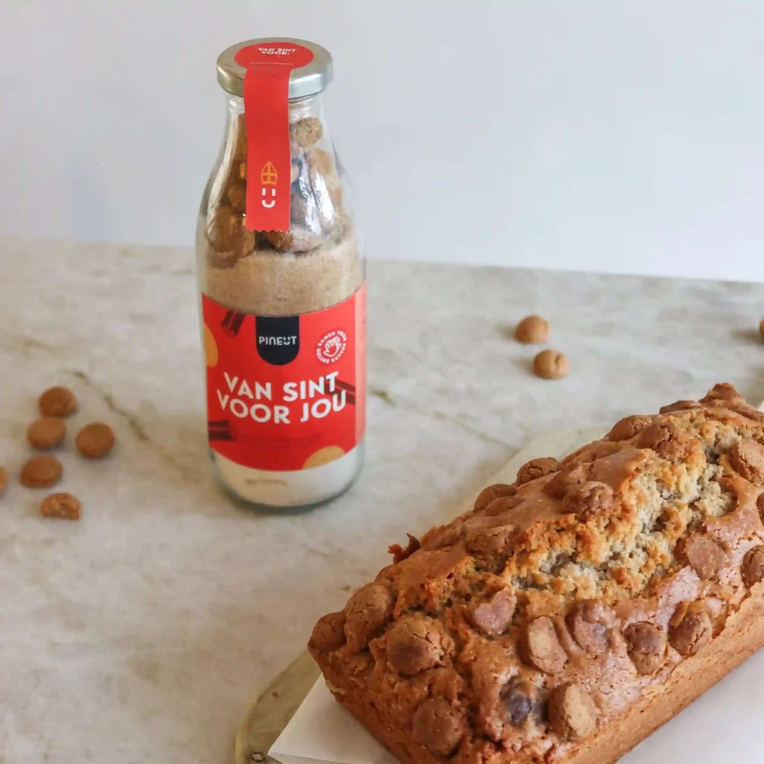 Pineut Kruidnoten Cake